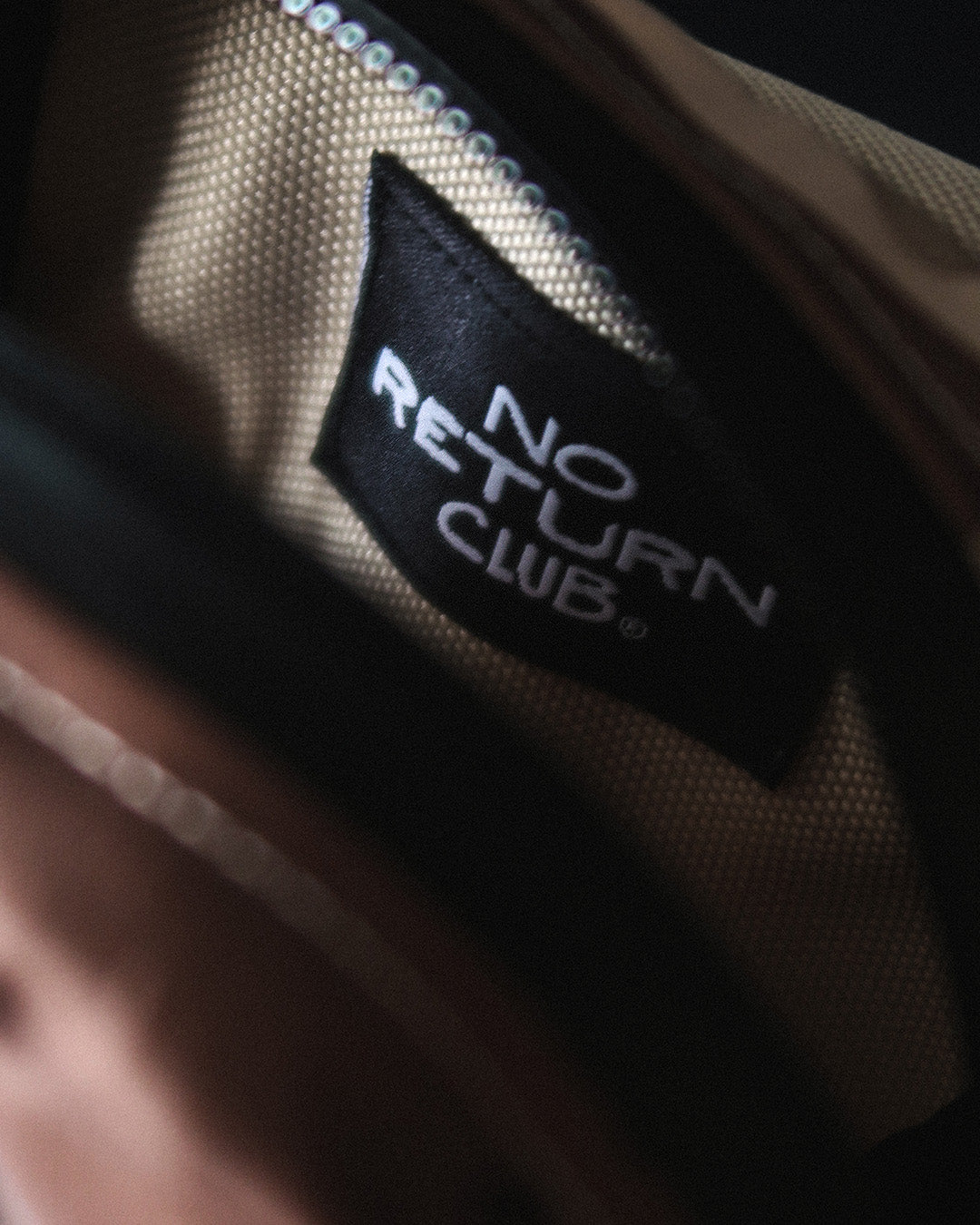 DESERT CAMO RANGE FINDER POUCH